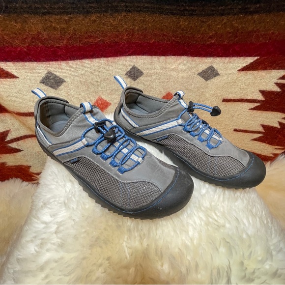 J41 Adventure On - Picture 5 of 6